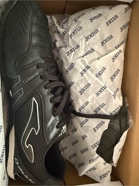 Joma Turf soccer cleats Men’s Black Athletic Shoes – Durable Training 11.5